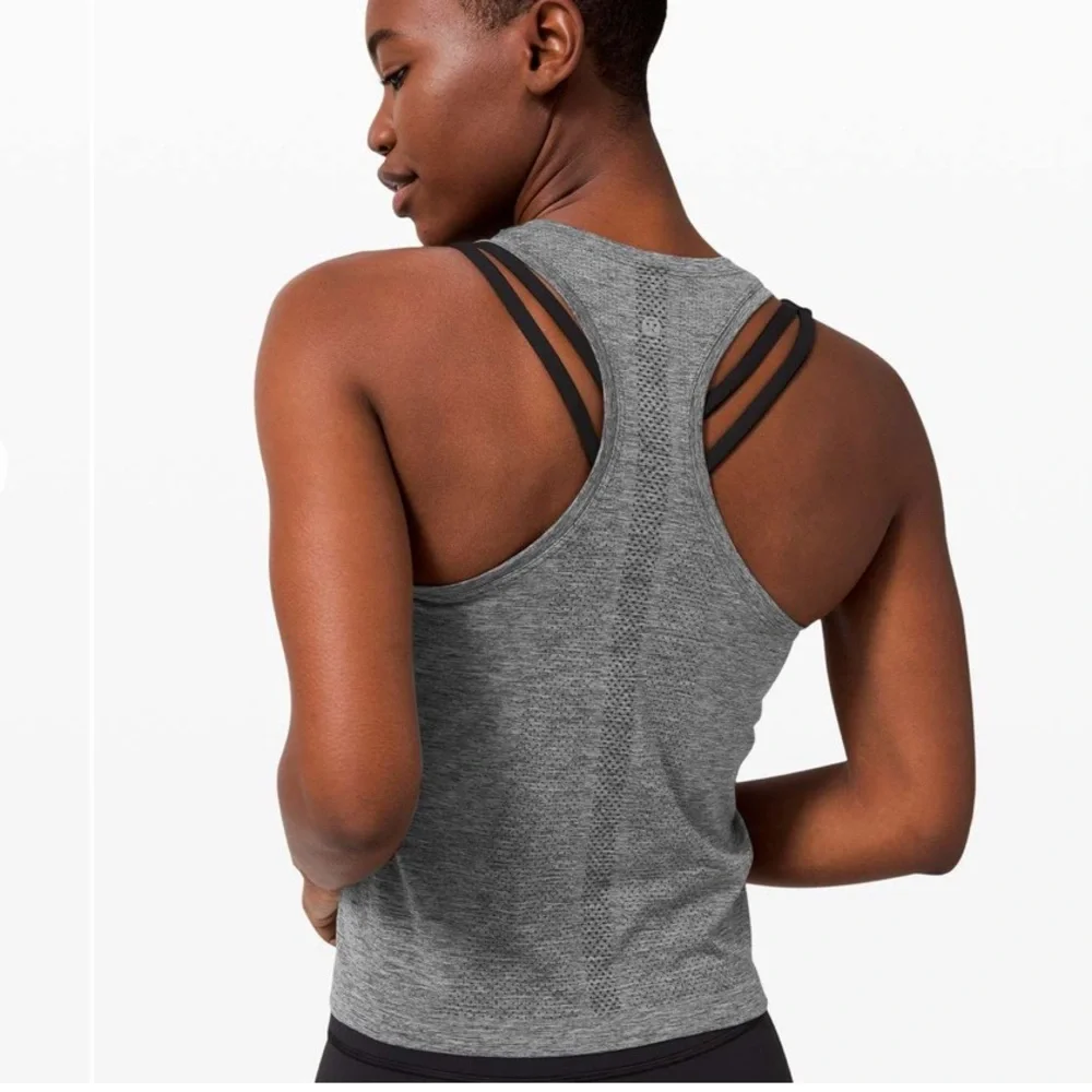 Lululemon Swiftly Tech Racerback 2.0 Race Length